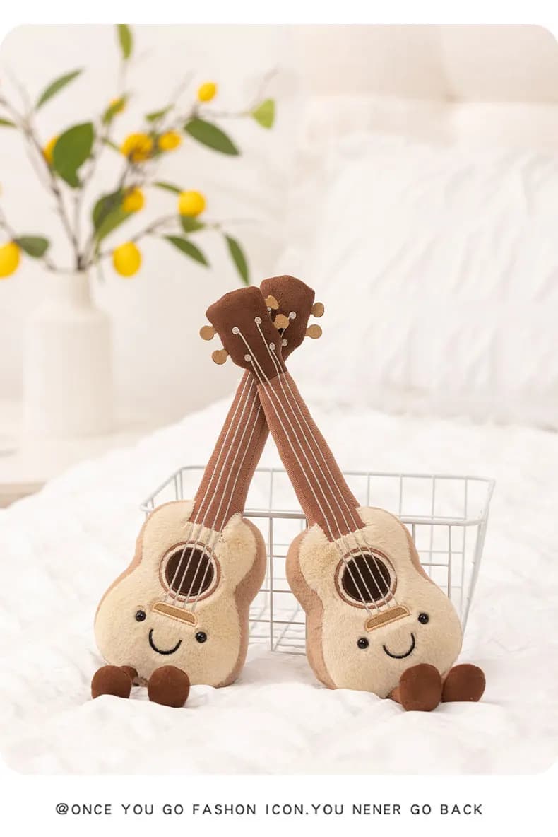 33 cm Kawaii Ukulele Peluche Serie di strumenti musicali Chitarra Bambola Pianoforte Adorabile regalo morbido per i bambini