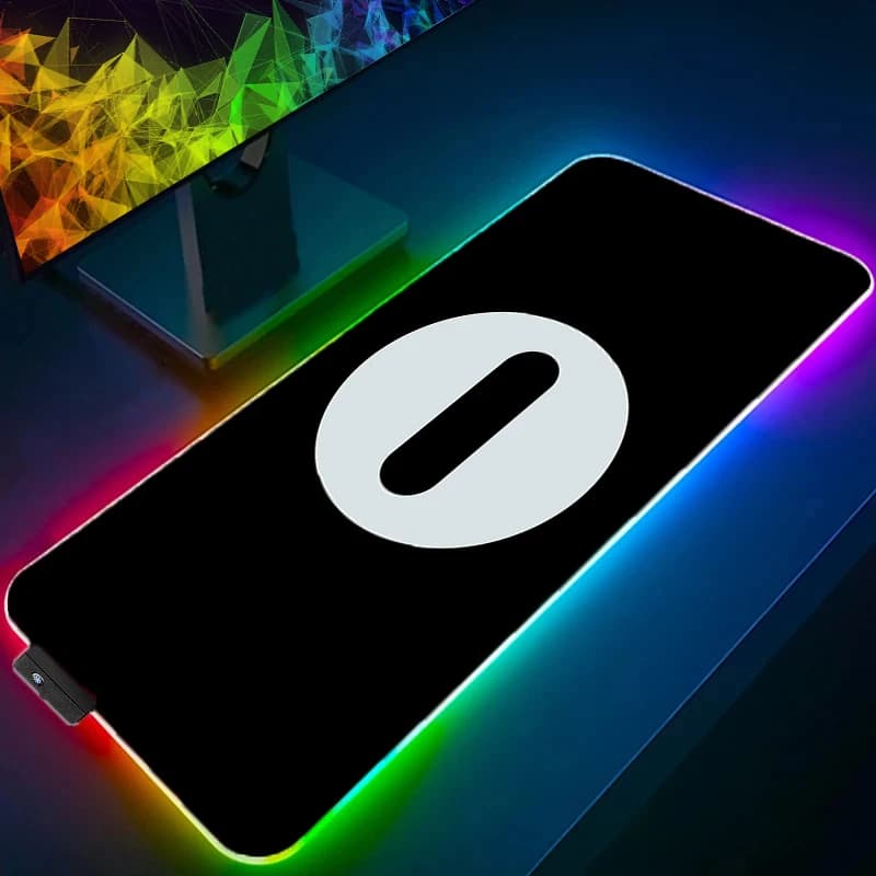 Tappetino per mouse RGB grande per e-sport, liscio, flessibile, in gomma Naruto, resistente, nuovo, per PC, tastiera, retroilluminazione LED, mousepad