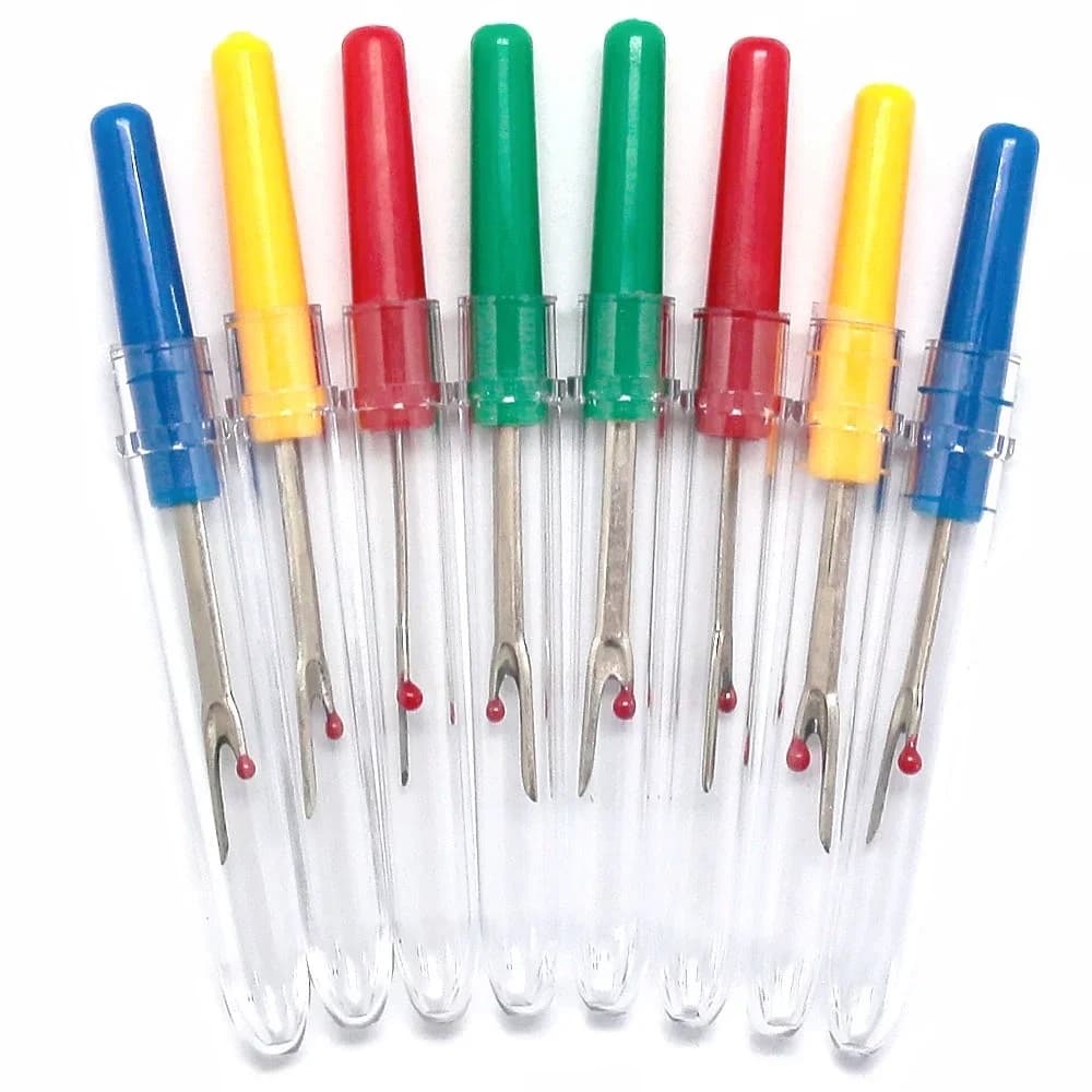 1 Confezione = 4 Pezzi Tagliafilo con Manico in Plastica, Strumento per Cucito e Sfilzatura