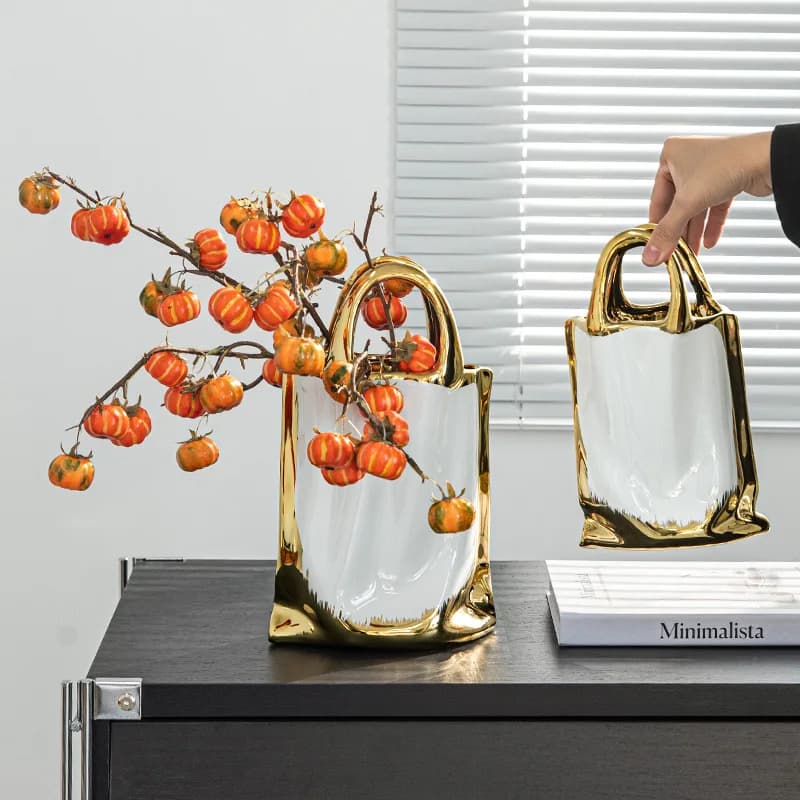 Vaso a forma di borsa Vaso per piante in ceramica placcata oro Decorazione da tavolo Disposizione dei fiori Vasi di fiori Arredamento estetico della stanza