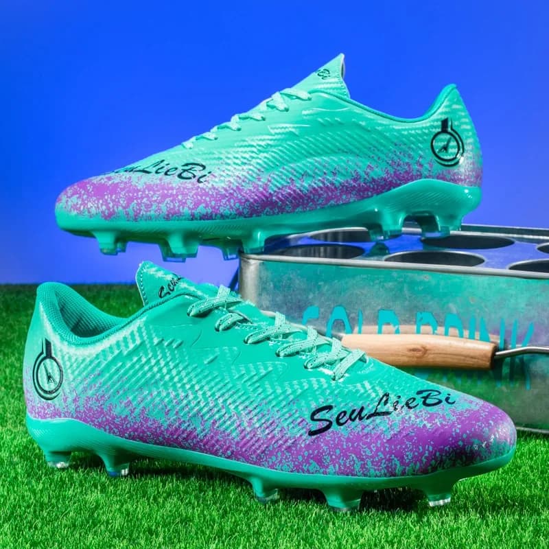 Scarpe da Calcio Unisex per Erba Sintetica, Tacchetti Professionali FG, Sneakers Antiscivolo per Allenamento su Erba, Calzature Sportive per Adolescenti