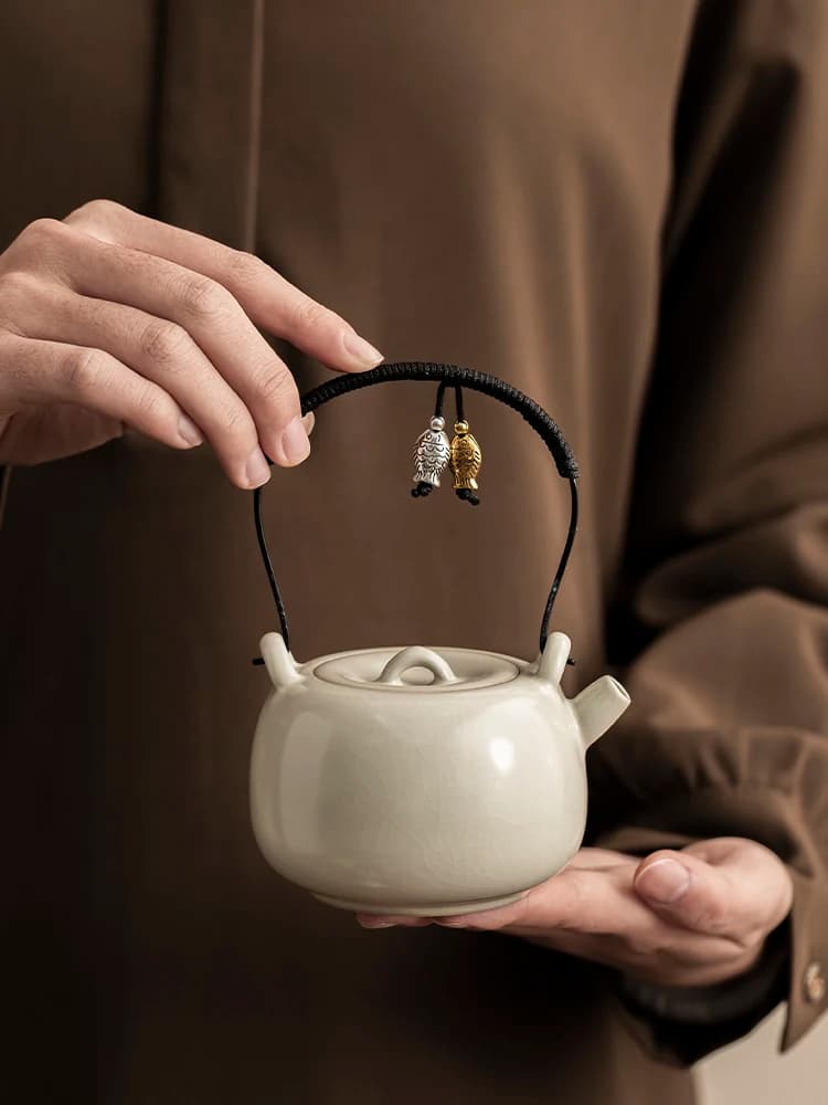 Teiera in Ceramica Tang Feng Yu Yuan, Piccola, Stile Cinese, Fatta a Mano, Non Riscaldabile, per Cucina e Sala da Pranzo