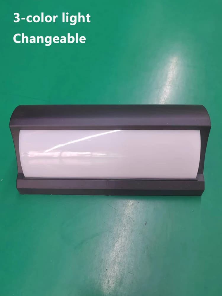 Lampada da parete per esterni a LED a 3 colori variabile IP65 impermeabile per portico balcone illuminazione da giardino lampada da parete per esterni regolabile