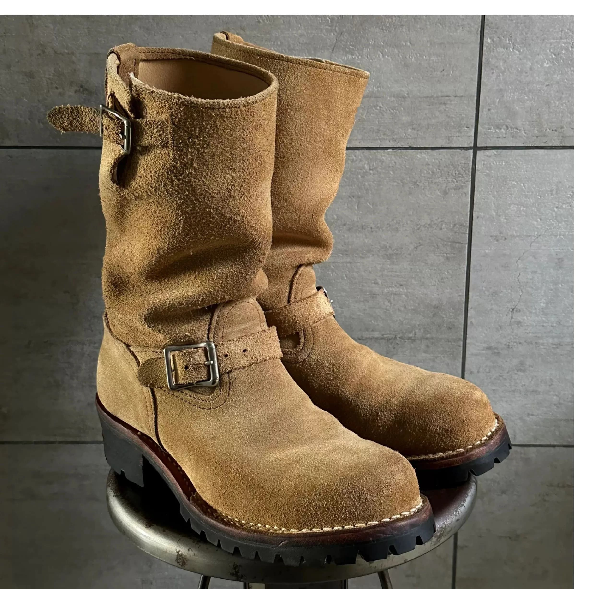 New Boots Engineer Leather Suede Kaki Men's Autumn/Winter Boots Working Boots with Decoration with Round Toe Belt Clasp and Short Shaped Big Heel