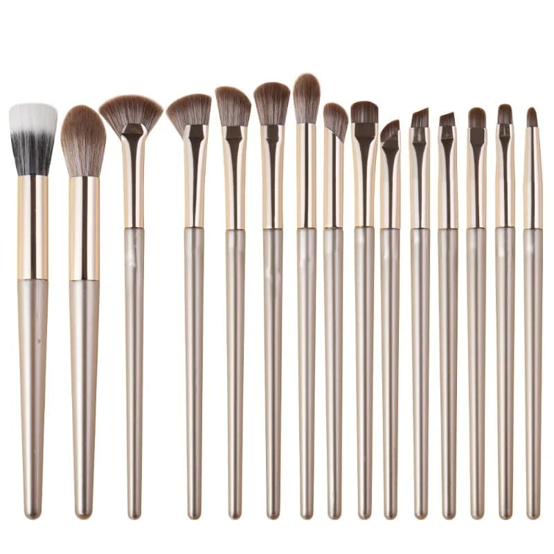 Set di Pennelli da Trucco Morbidi Color Champagne per Donne, Pennelli per Fondotinta, Cipria, Blush, Ombretto, Strumenti di Bellezza
