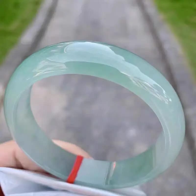 Myanmar Old Mine Jadeite , Clear Base Oil Green Peace , Floral Pattern Noble Lady , Ice Jade Bracelet, G