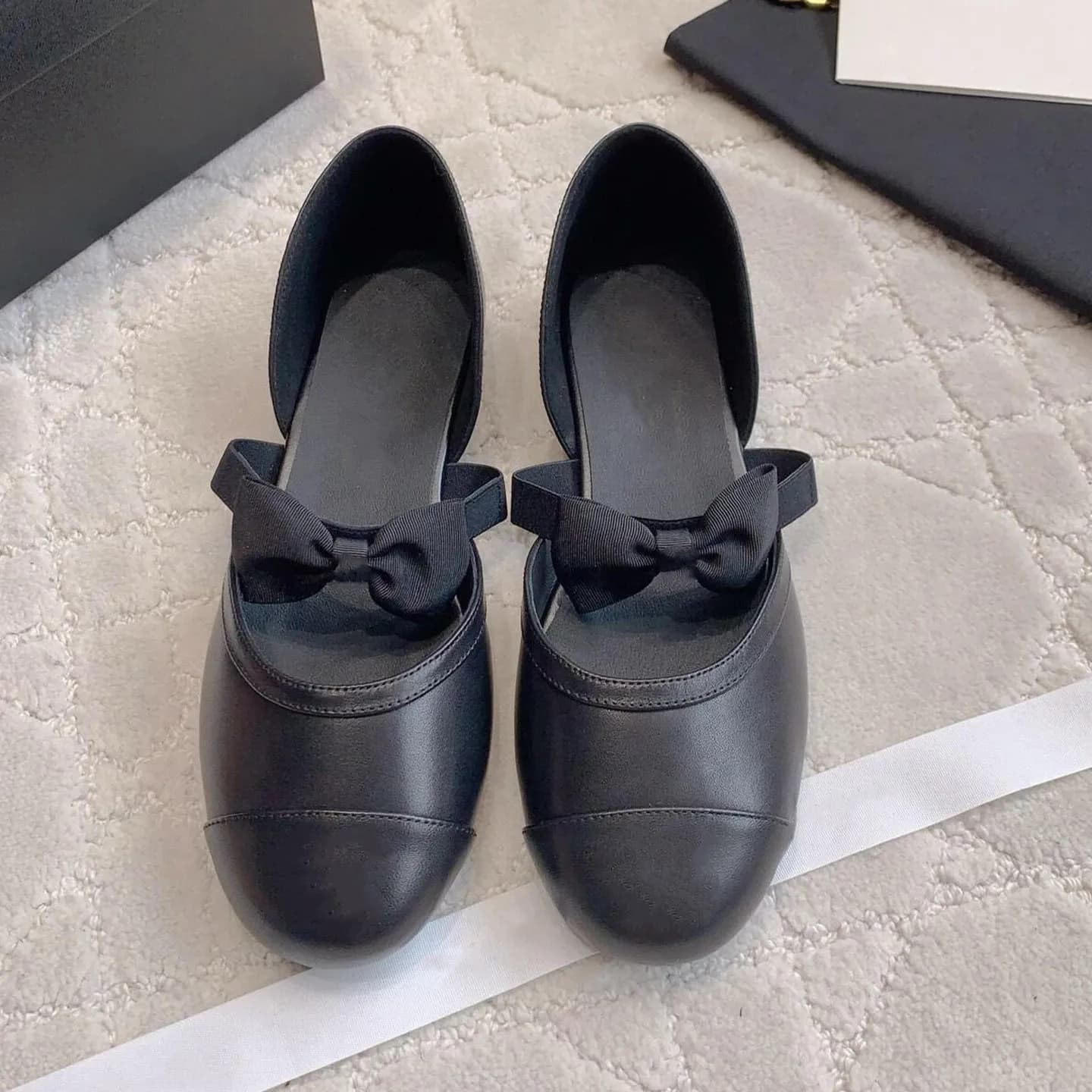 Ball Shoes with Bow 2026 New Shoes Retro French Women's Shoes with Round Toe and Tomaia Traforata