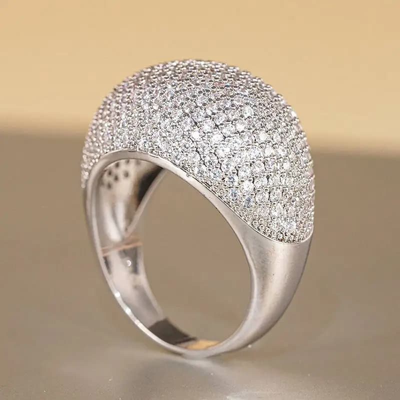 Huitan Full Shining CZ Anello da donna Anello di fidanzamento per matrimonio di lusso Accessori per dita Colore argento/Colore oro Gioielli affascinanti di moda
