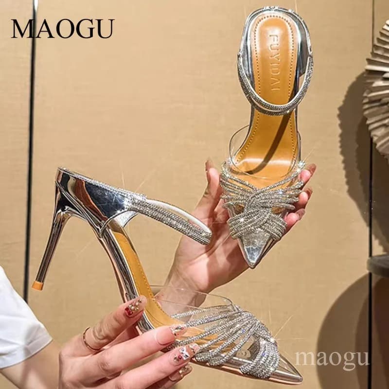 Sandali da Donna con Tacco a Spillo, Punta Affusolata, Strass Argentati, in PVC Trasparente, con Cinturino Posteriore, Aperti Dietro, Slip-On, per Feste ed Eventi