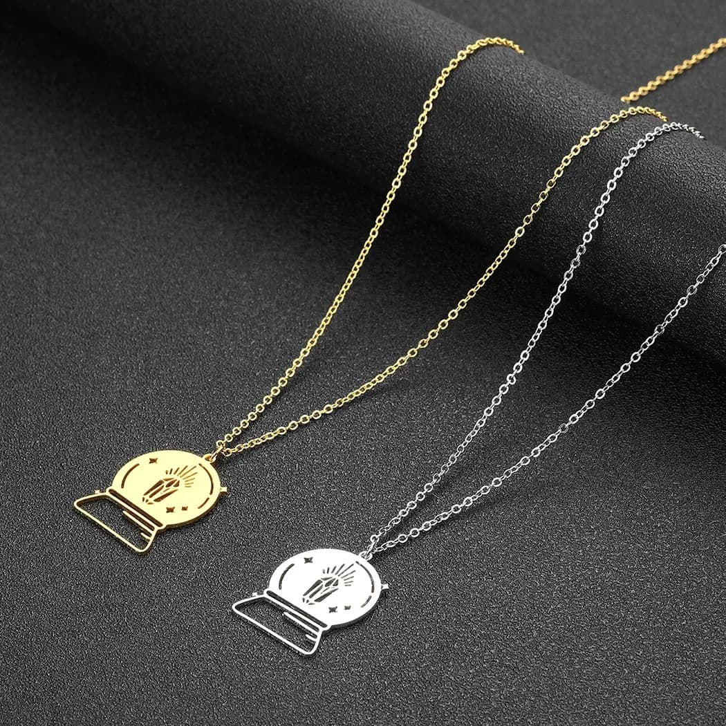 Collana con ciondolo a sfera di cristallo 2D in acciaio inossidabile di moda, energia, stregoneria, catena clavicola, collare di gioielli intagliati al laser