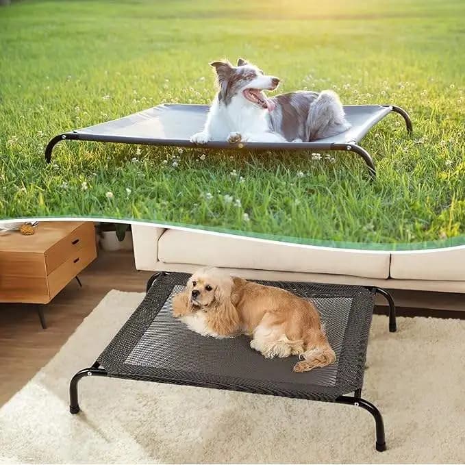 Cuccia rialzata rinfrescante per cani con protezioni antiscivolo per il pavimento e rete traspirante, amaca per animali domestici per interni ed esterni