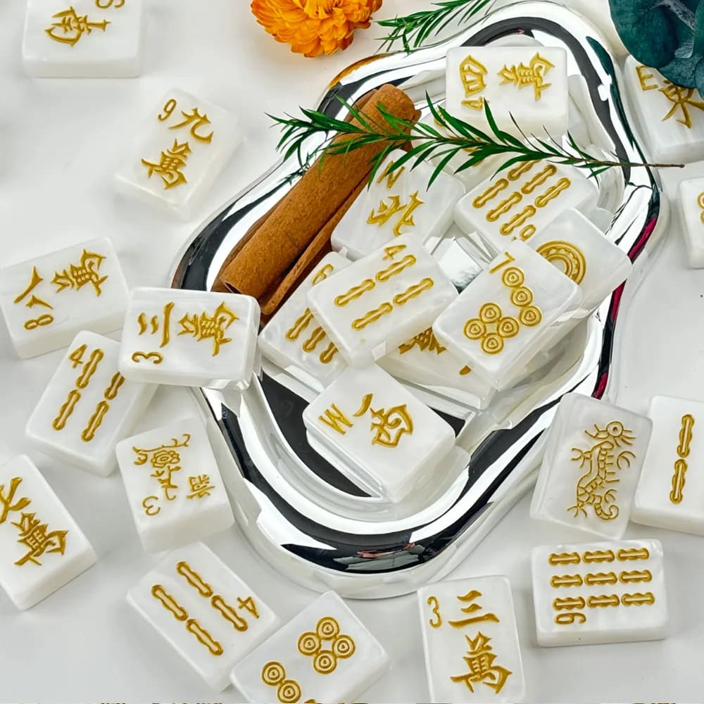 XTY Lussuoso Mahjong Americano in Acrilico Effetto Madreperla Serie Dorata 160 Pezzi Tessere da Viaggio Colori Personalizzabili 34*24*11 mm