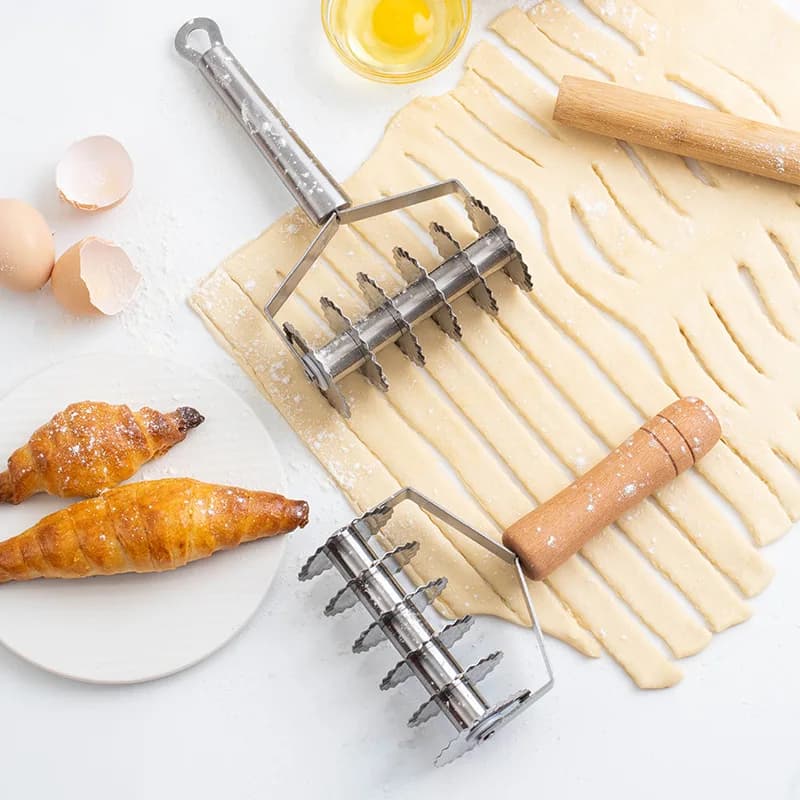 Taglierina manuale per noodle Rullo in acciaio inossidabile Noodle Maker Fast Food Noodles Pasta Rolling Machine Strumenti per pasta Gadget per la cucina