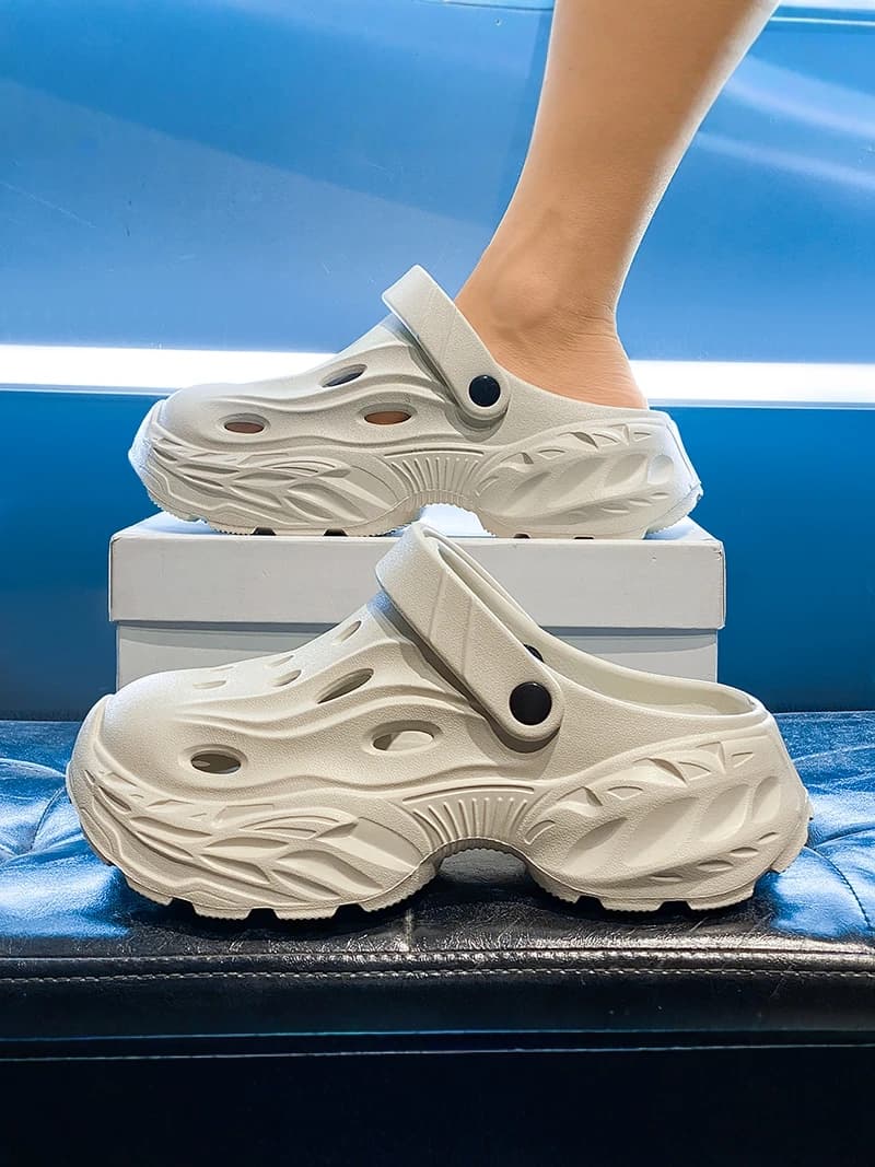 Sandali da Uomo Estivi Antiscivolo Sportivi e da Guida, Ciabatte da Spiaggia Resistenti all'Usura con Fondo Spesso e Tacco Basso in Materiale EVA