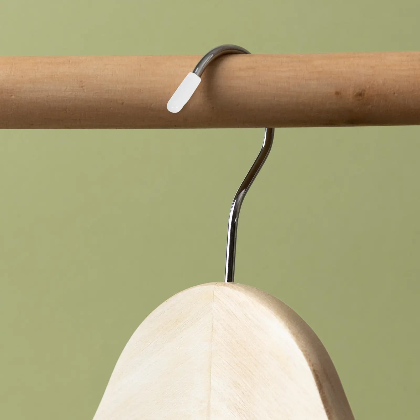 500 Pieces Rubber Protective Mats for Hanging Hooks, Elastic Covers for Nails and Stendini, for Armadi and Guardaroba