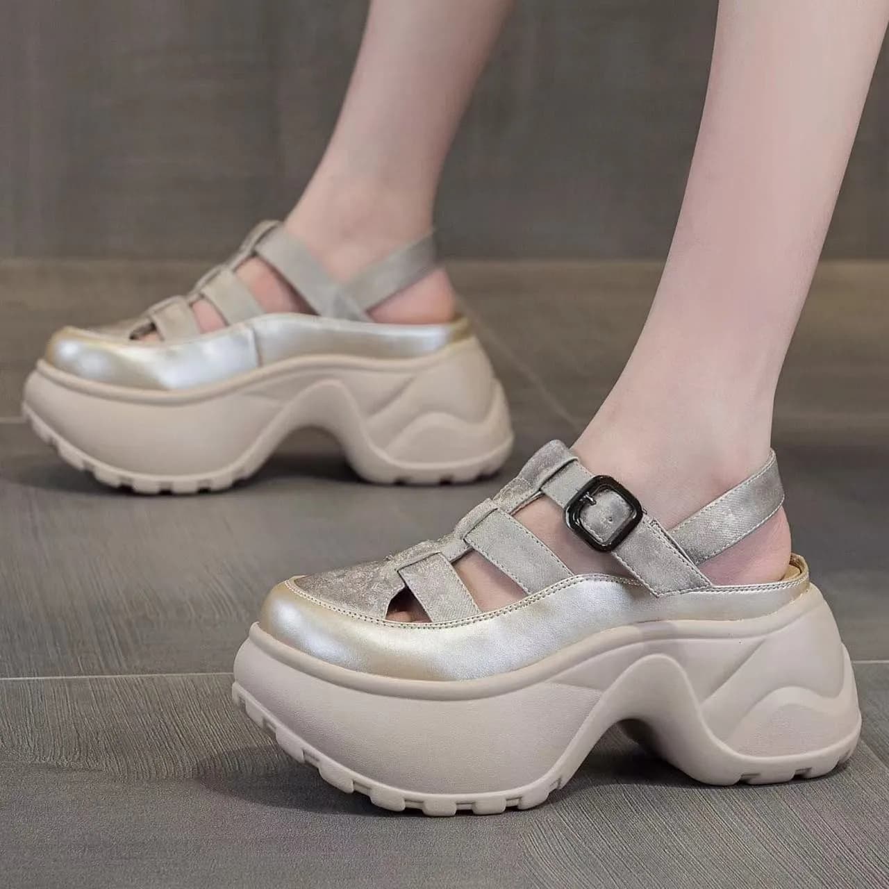 Ciabatte da Spiaggia alla Moda per Donna, Sandali Estivi Casual, Stile Versatile, Morbidi, Comodi, Antiscivolo, Leggeri per Passeggiate all'Aperto
