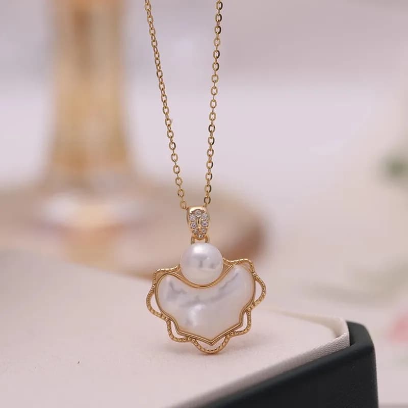 MeiBaPJ 6-7mm Natural Round Pearl Fashion Shell Necklace with Silver Heart Pendant Sterling 925 Jewellery Refined by Bride for Women