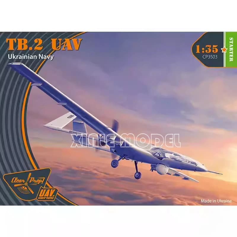 Kit modello di aereo assemblato in plastica trasparente CP3503 TB.2 drone della Marina ucraina 1/35