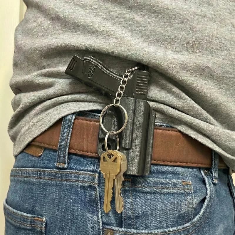 Tactical Men's Keychain, Creative Quick-Pull Belt Clip Design, Portable Waist Hanging Backpack Clip