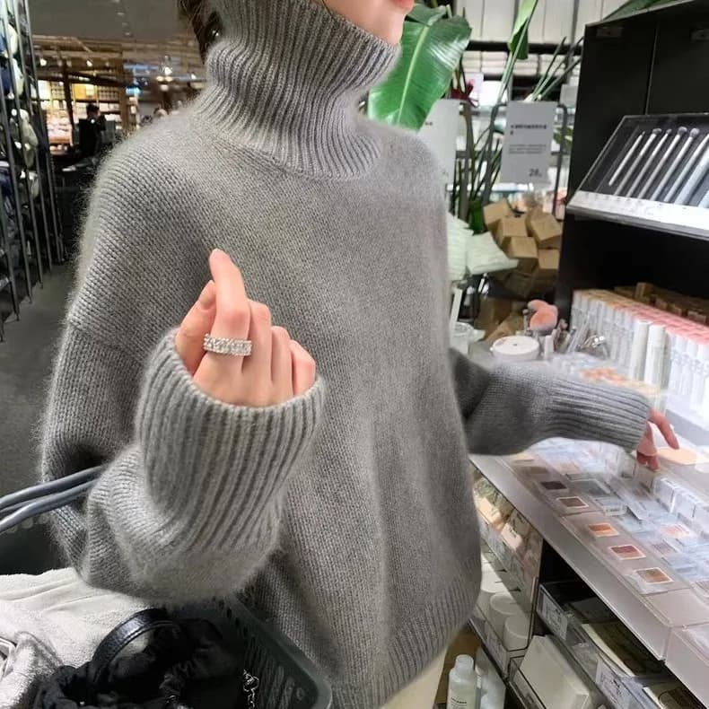 Capispalla da donna in tinta unita a collo alto Autunno e inverno Stile coreano Top maglione lavorato a maglia con base semplice morbida e appiccicosa da donna