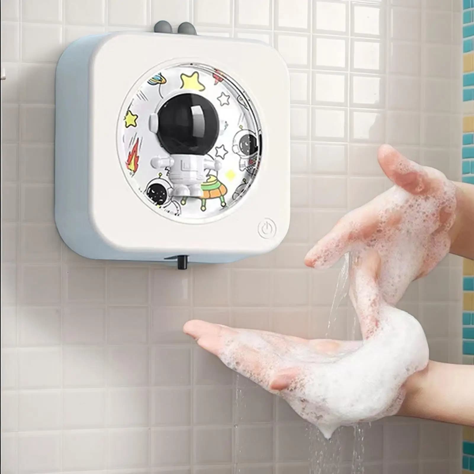 Dispenser di sapone per le mani Touchless 350ML Contenitore schiumogeno per astronauta Dispenser di sapone in schiuma regolabile ricaricabile per cucina bagno