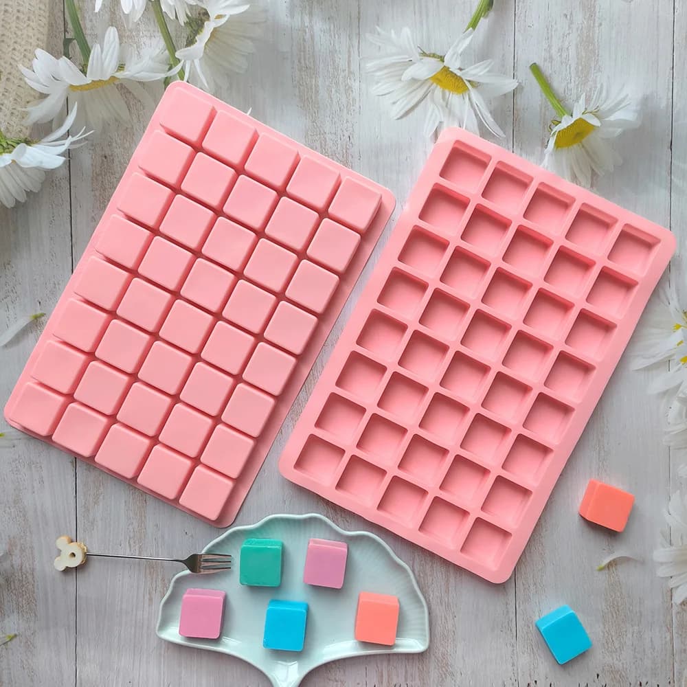 Stampo in silicone di forma quadrata da 40 fori per realizzare vassoi di ghiaccio, adatto per il raffreddamento di whisky e bevande cocktail, stampo per ghiaccio riutilizzabile