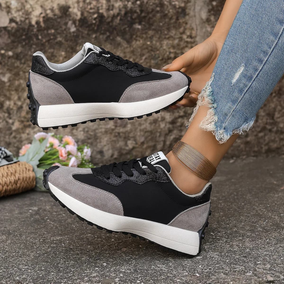 Women's sneakers with Plateau Bicolor, Lightweight and Casual, Dad Shoes Style, Comfortable and Breathable with Tomaia on the Net, Fashion Sports Design