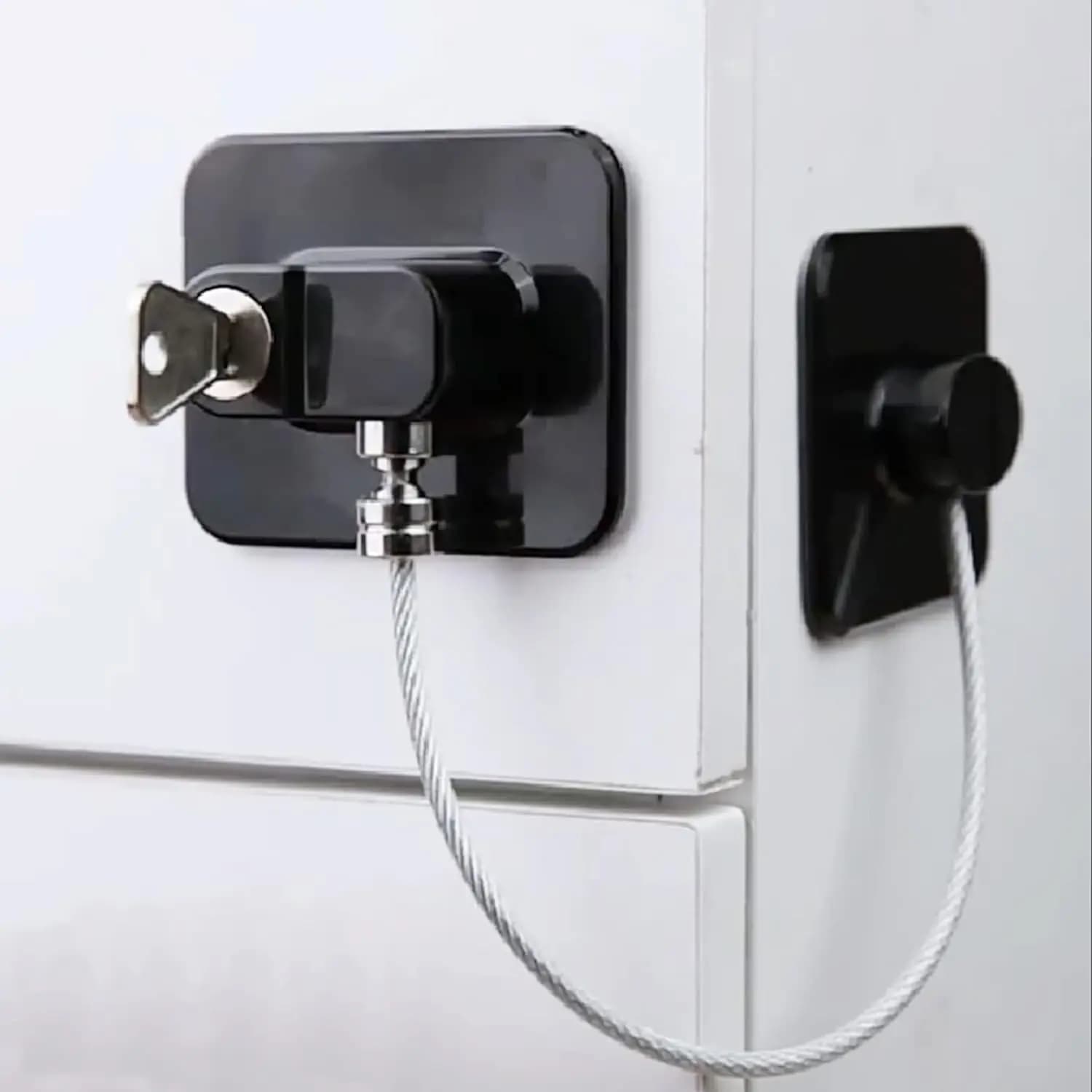 Serratura di sicurezza per bambini Protezione di sicurezza domestica Serratura per porta finestra Chiave per bambini Bambini Cura del bambino Cassetto per serratura per armadietto del frigorifero