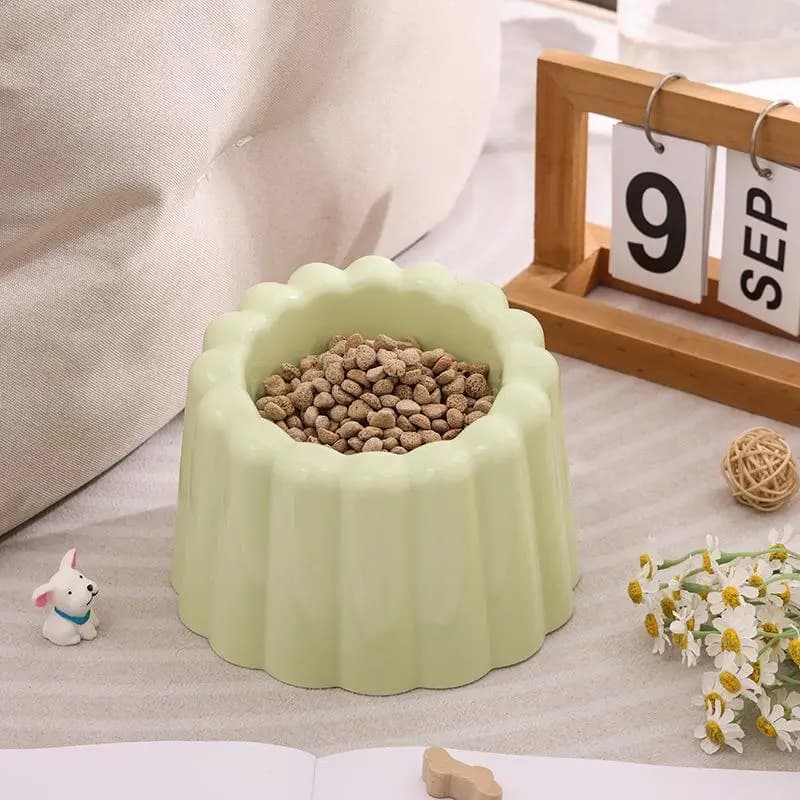Pet Slanted Feeding Bowl Non Slip Base Lace Edge Vertical Striped Food Water Bowl for Kittens Puppies Travel Use