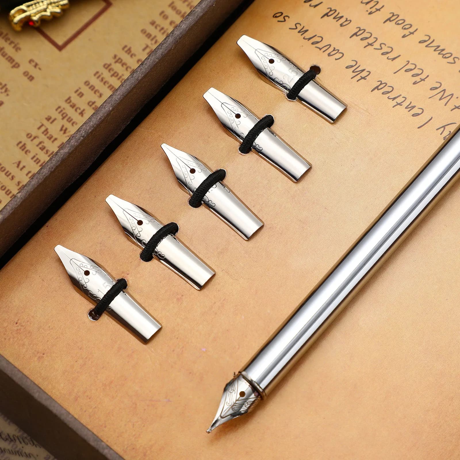 30Pcs Calligraphy Pen Nibs Set Stainless Steel Universal Fountain Pen Nibs for Writing Drawing Painting Students Artists Adults