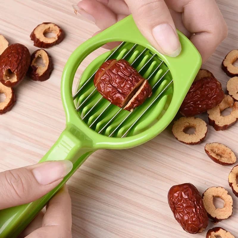 Affettatrice per giuggiole Corer Funghi di biancospino Divisorio per uova di fragola Artefatto Fetta di datteri secchi Gadget da cucina