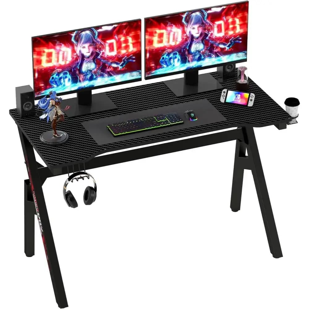 | Scrivania da Gaming 47 Pollici | Nero e Rosso | Scrivania per Computer con Texture in Fibra di Carbonio | Telaio in acciaio robusto, portabicchieri, gancio per cuffie, C