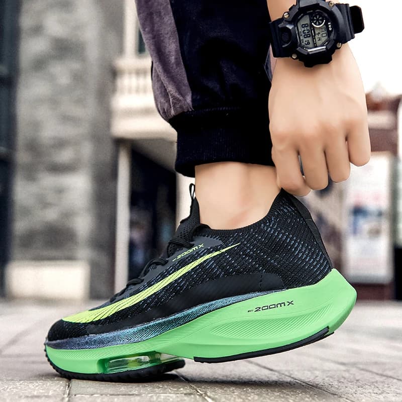 Professional Running Shoes for Men and Women Breathable Lightweight Sports Sneakers Male Comfortable Athletic Training Footwear