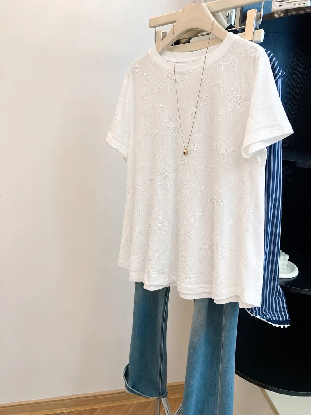 Casual Loose round Neck Short Sleeve T-Shirt Unisex Summer Slimming Color Design Versatile Comfortable Korean Style Top