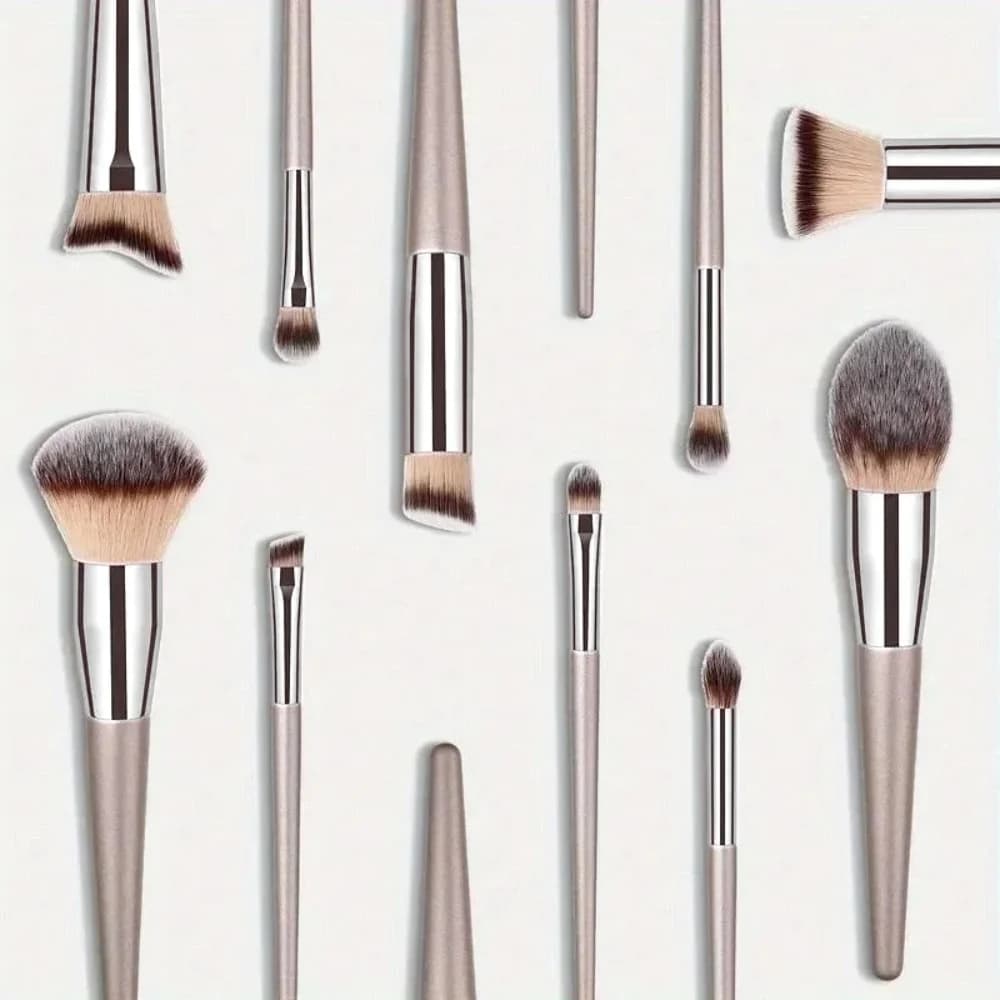 10Pcs Makeup Brushes Complete Set Soft Fluffy Foundation Loose Powder Blush Concealer Eye Shadow Brush Professional Makeup Tools