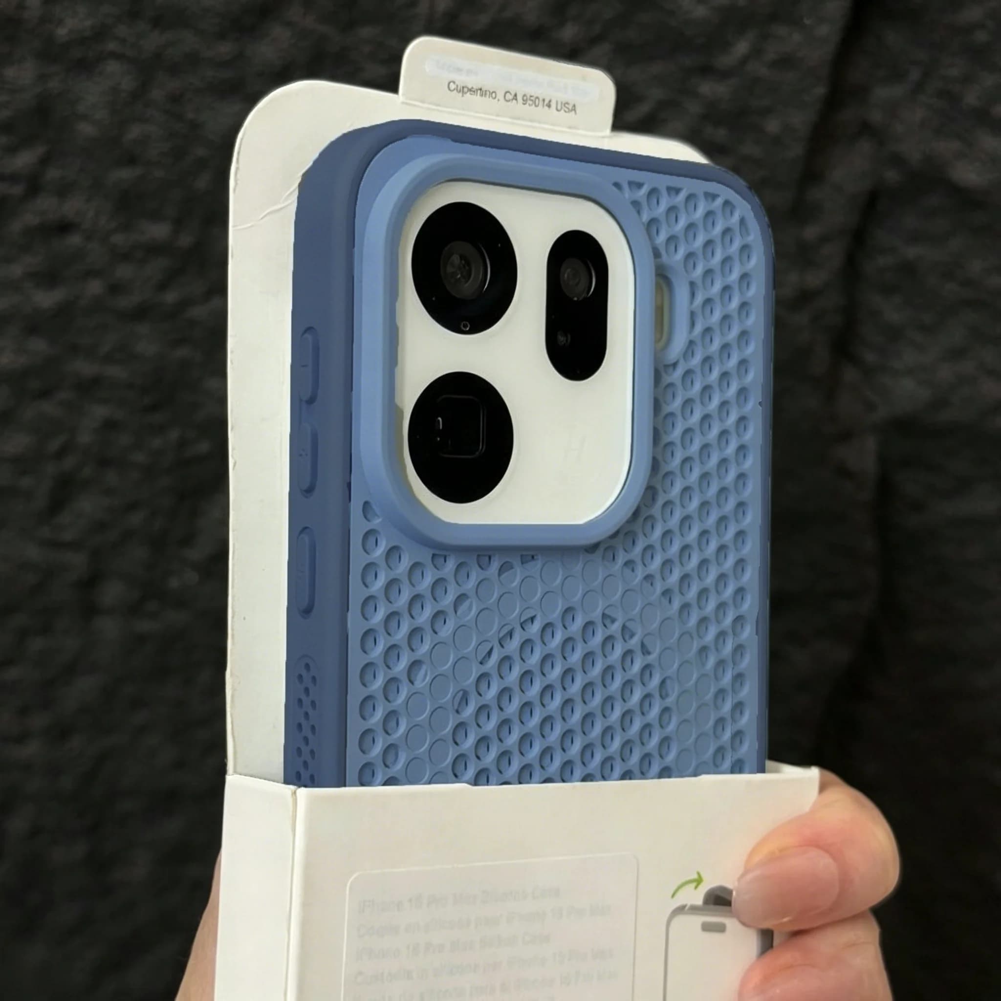 Luxury Cooling For Magsafe Wireless Charging Case for OnePlus 15 13 Ace6 Ace5 Pro Magnetic Hollow Mesh Heat Dissipation Cover