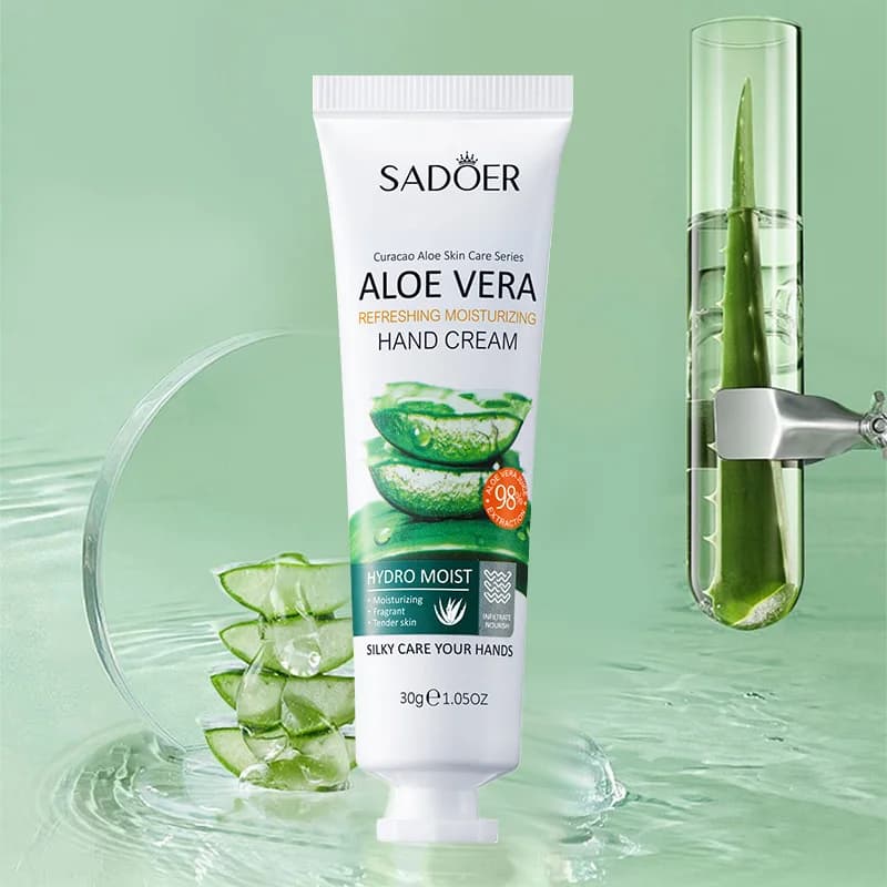 SADOER Crema Mani Rinfrescante e Idratante all'Aloe Vera, 98% Estratto di Aloe Vera, Formula Idratante per Mani Morbide e Profumate