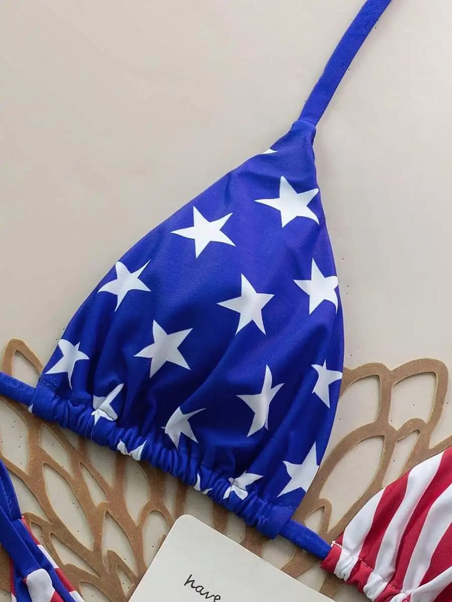 Costume da bagno bikini a due pezzi con stampa bandiera americana e laccetti all'americana per donna