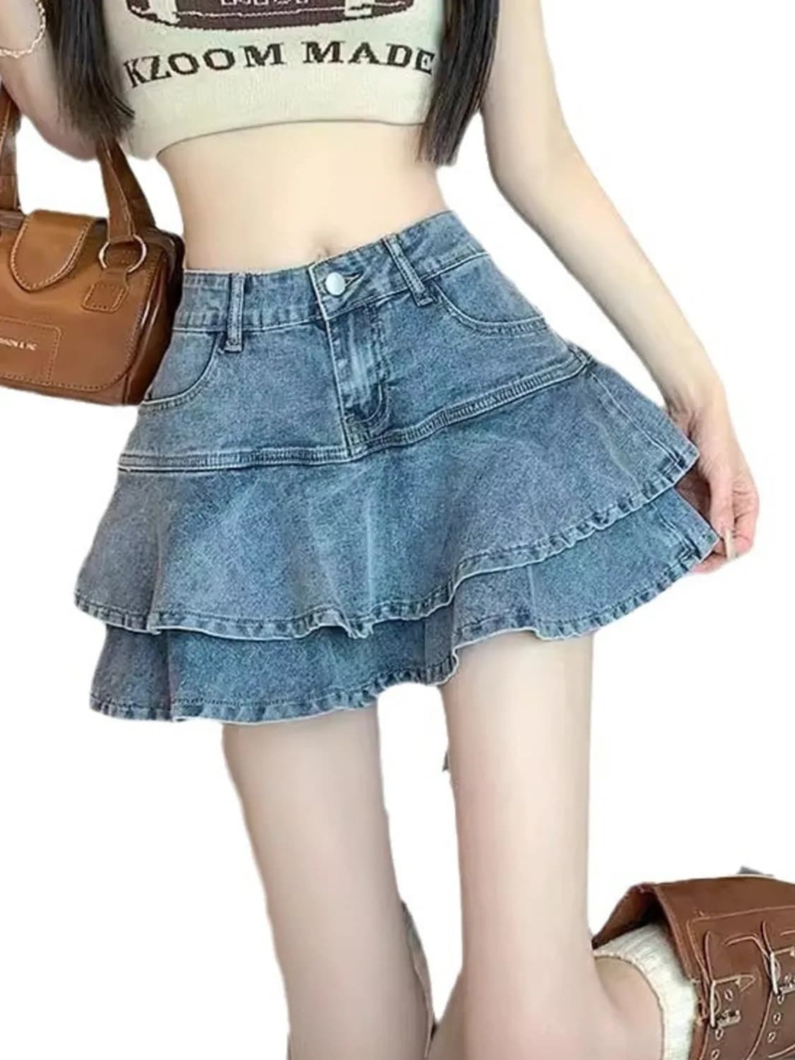 Gonna a pantaloncino da donna vintage in denim lavato con balze a strati, vita alta, linea ad A, con pantaloncini interni, azzurro, taglie S-2XL