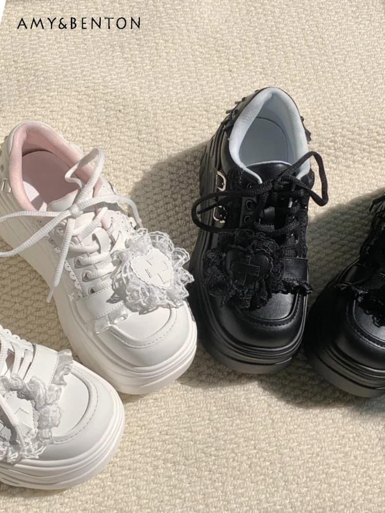 Scarpe con plateau punk originali serie Sweet Mine Lolita, sneakers giapponesi versatili e morbide da donna, con punta tonda e suola a muffin in PU