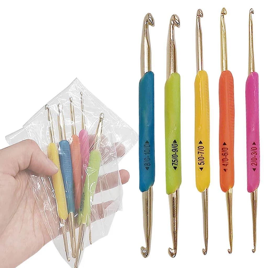 Set di uncinetti doppi in alluminio dorato 2,0-10,0 mm Dimensioni casuali 13,5 cm con manico in silicone Ferri da maglia 5 pezzi