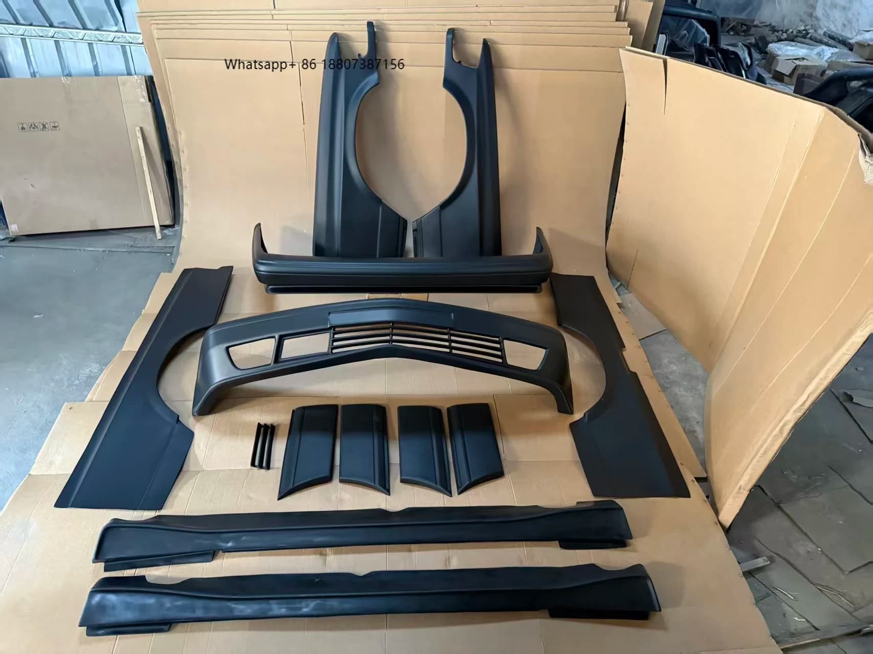 For Mercedes-Benz W126 1979-1991: Carbon Fiber Update Kit, Air Deflectors, Sandwich Cover, Front Spoiler and Rear, Side Spoiler, Diffuser, Hood