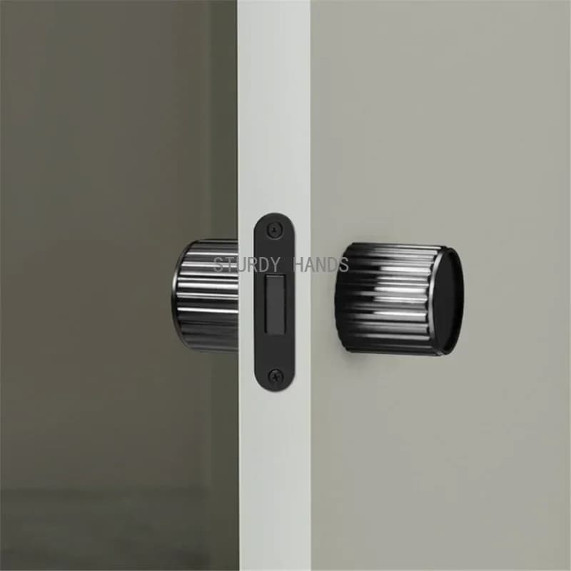 Semplice serratura per porta della camera da letto Serratura per porta silenziosa universale per uso domestico Manopola in stile cinese Maniglia per porta con chiave nascosta Ferramenta per mobili