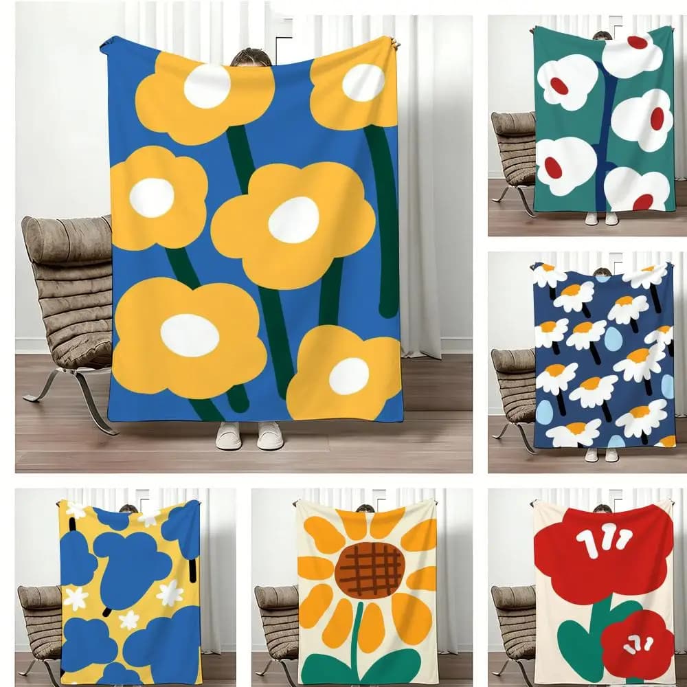 Pastel Cute Abstract Floral Throw Lightweight 240g Flannel Blanket Soft Skin-friendly for Summer Cooling
