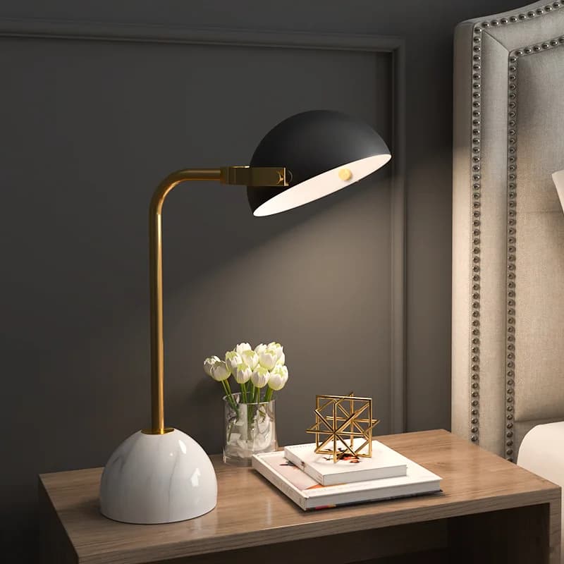 Lampada da scrivania creativa nordica minimalista nera personalizzata, con base in marmo, per camera da letto, comodino, ufficio.