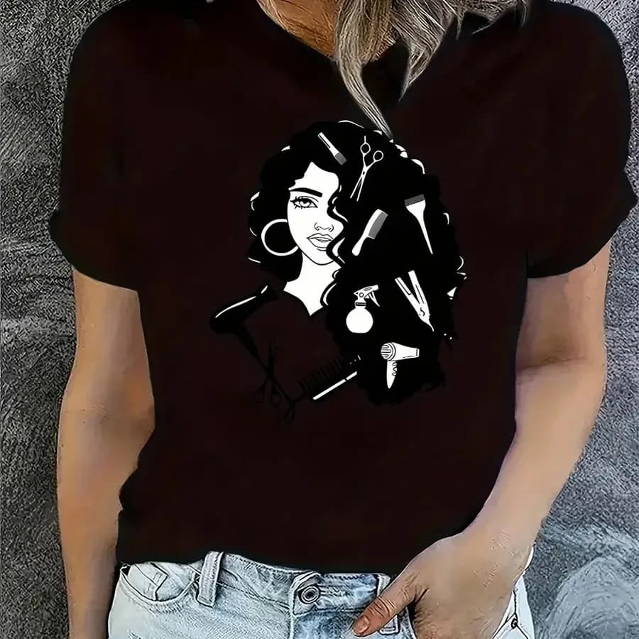 【Nuovo Arrivo】T-shirt Grafica da Donna per Parrucchiera con Strumenti per Capelli Ricci, Forbici, Pettine, Asciugacapelli - Stampa per Lavoratori di Salone, Regalo Casual, Top