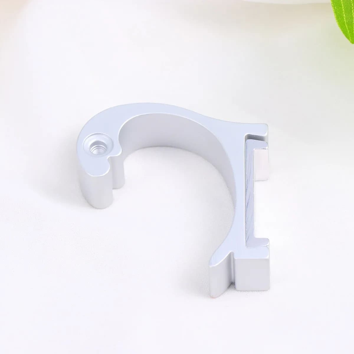 2 Pezzi Ganci Appendiabiti Creativi Colorati a Forma di Delfino, Gancio Singolo per Accappatoio da Appendere Dietro la Porta per Cucina, Bagno, Camera da Letto