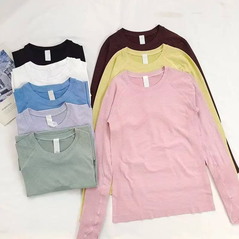 Seamless Knitted Yoga Wear: Women's Off-Shoulder Sports Running T-Shirt Stretchy Long Sleeves for a Slimming Figure-Hugging Fit