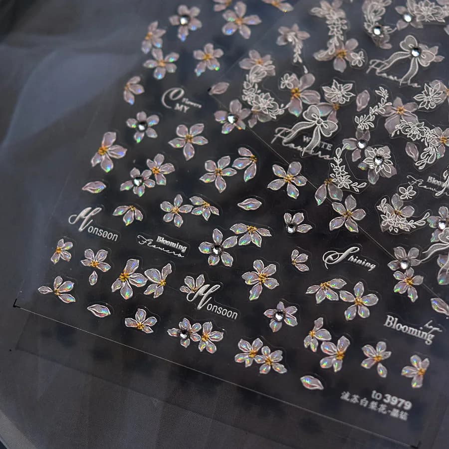 Adesivi per nail art con fiori eleganti Adesivi per decorazioni per unghie con diamanti in cristallo 5D Nappa Fiore di pera bianco DlY Decalcomanie per unghie autunnali