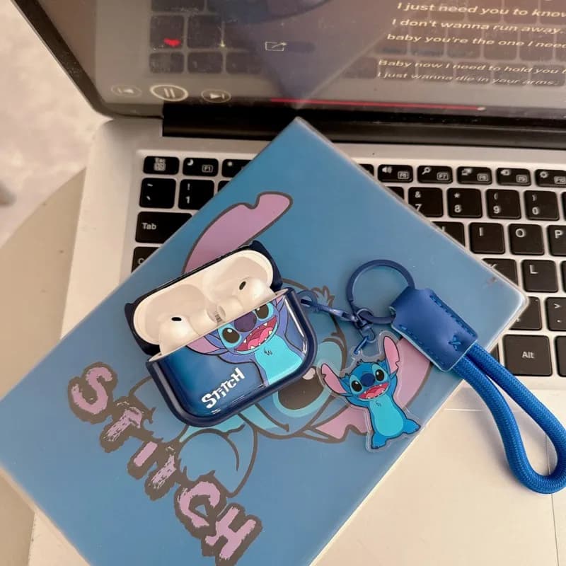 Custodia Kawaii Disney Stitch per AirPods 1 2 3 4 Pro Pro2 Pro3, Cover Antiurto con Cinturino da Polso e Ciondolo Carino